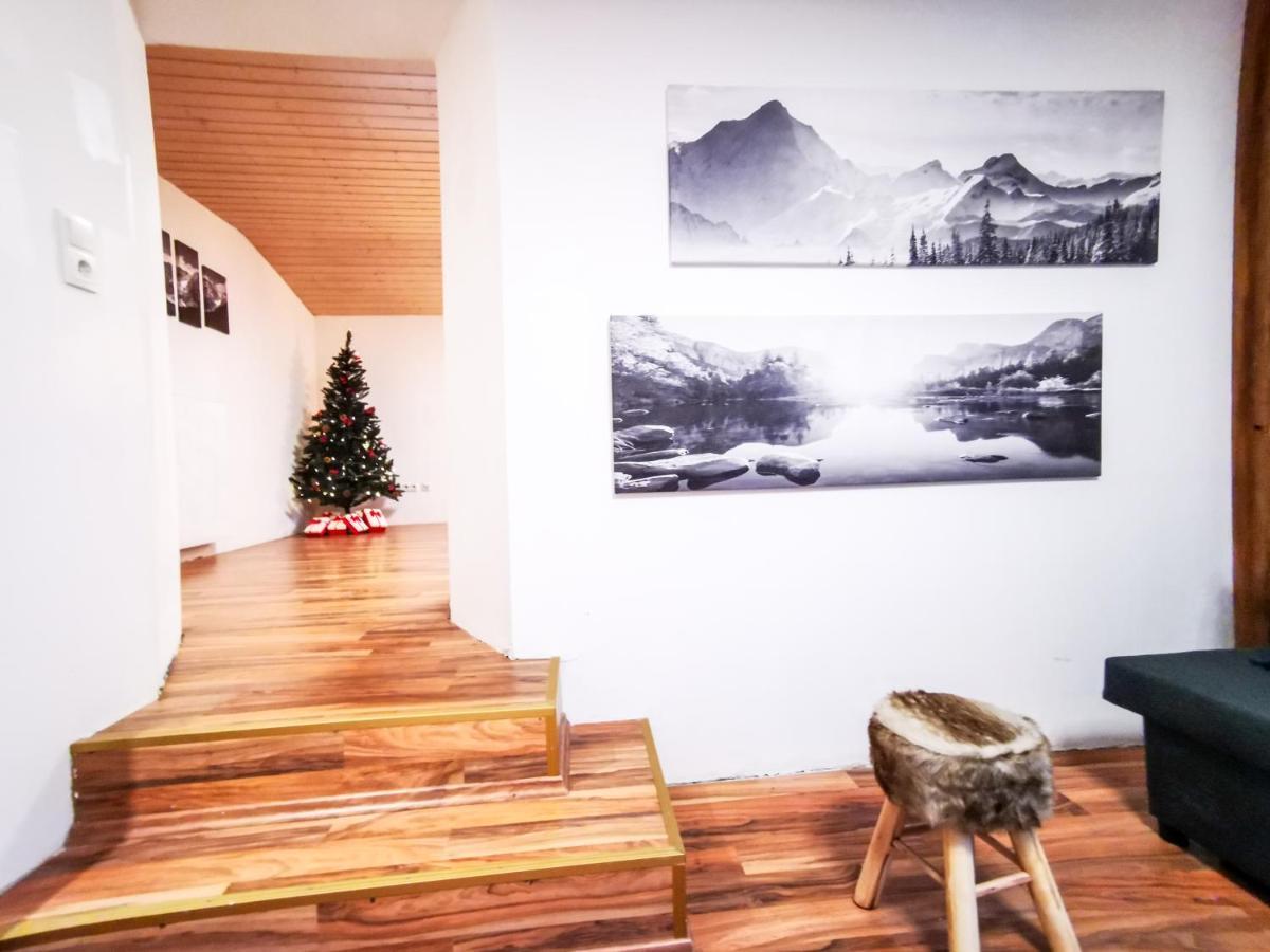 Alpenchalet Dona Partenen Exteriör bild