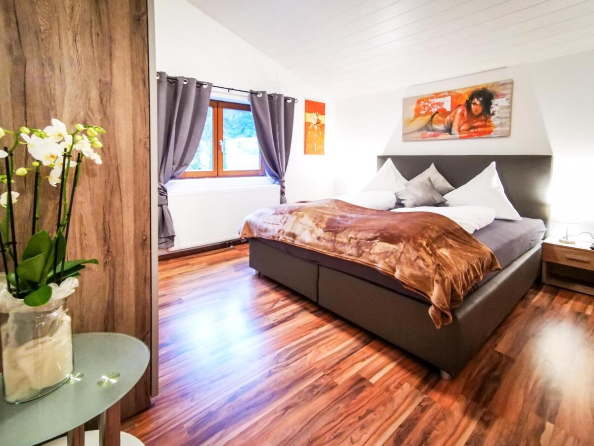 Alpenchalet Dona Partenen Exteriör bild