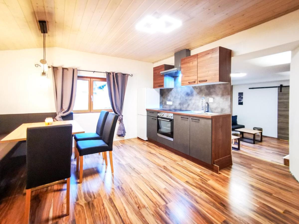 Alpenchalet Dona Partenen Exteriör bild
